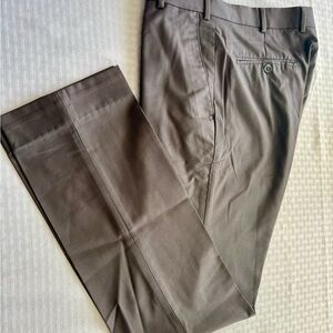 Park Avenue Super Slim Dress Pants Men’s 32 Tan Flat Front Modern Fit